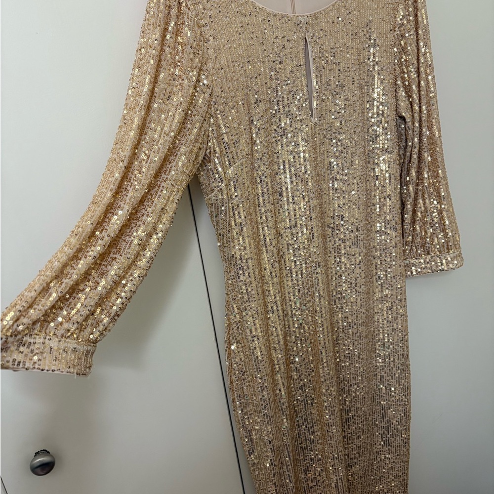 Kensie Gold Sequin Long Sleeve Dress
